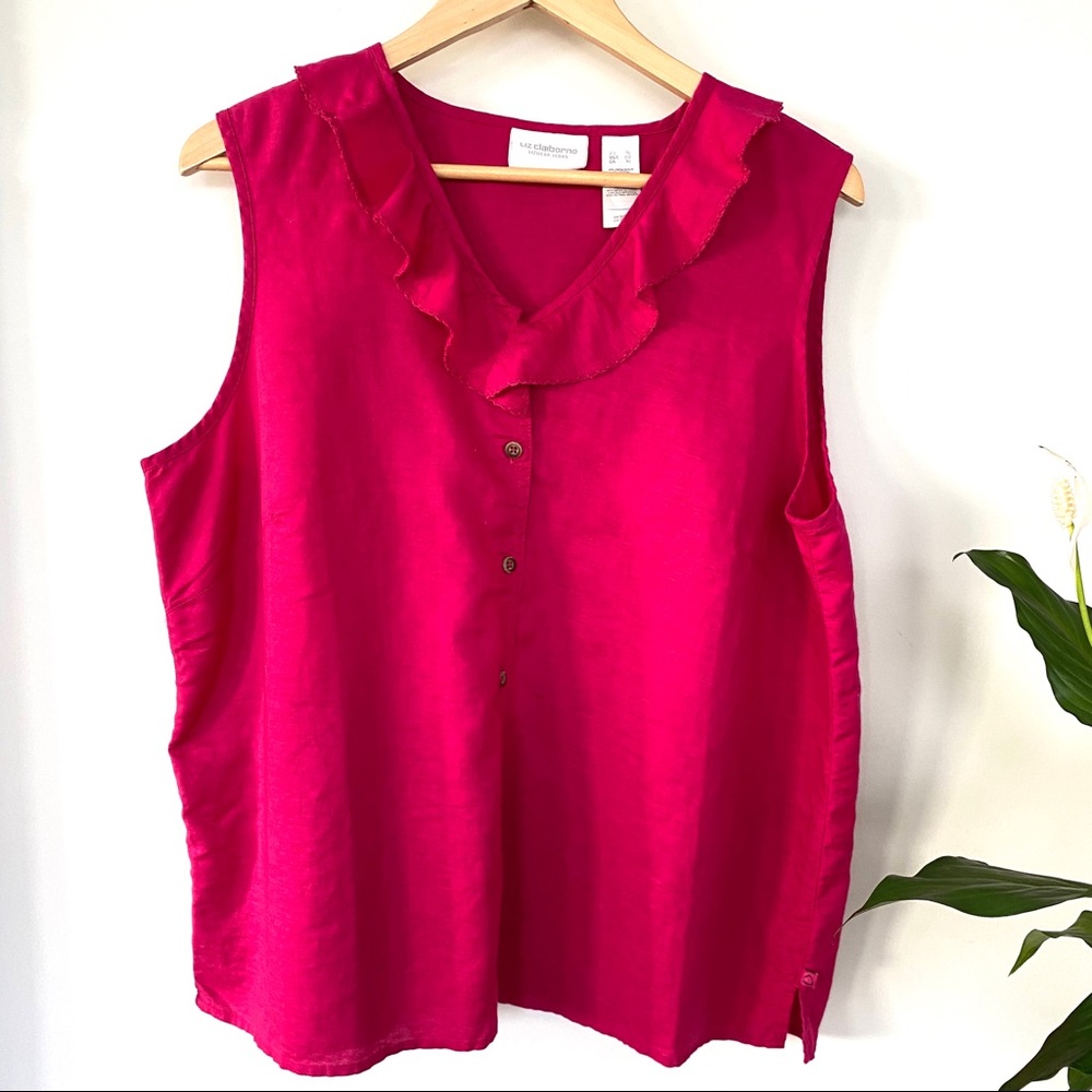 Liz Claiborne sleeveless shirt